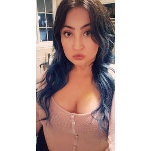 Meet your Posher, Elysia